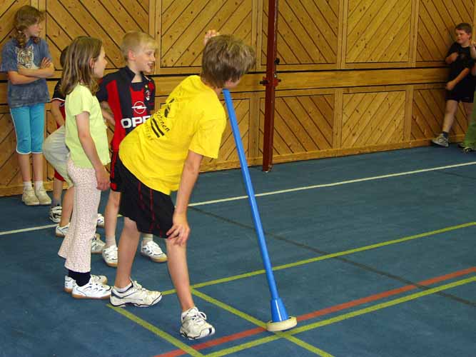 Schule in Bauen Uri Turnen