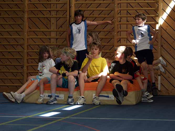 Schule in Bauen Uri Turnen