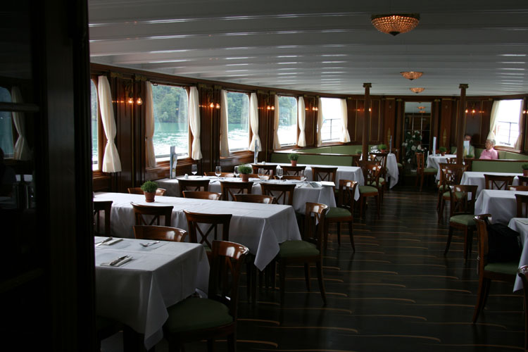 Dampfschiff Gallia Restaurant