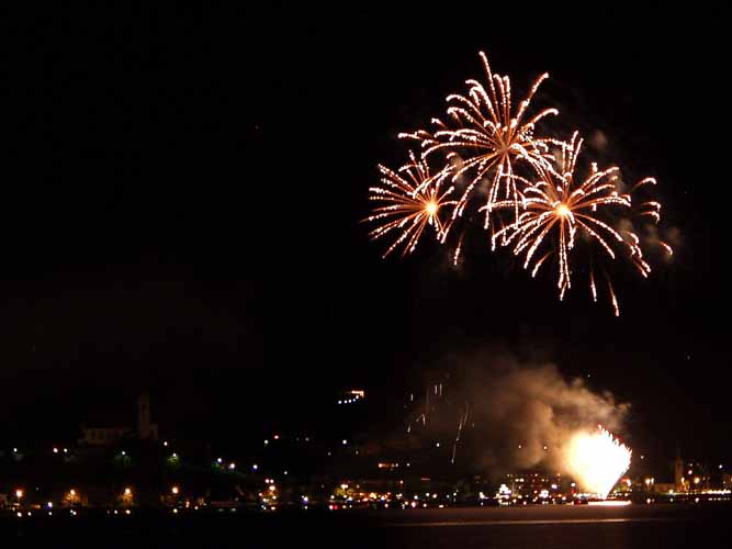 1.August Feuerwerk Flelen