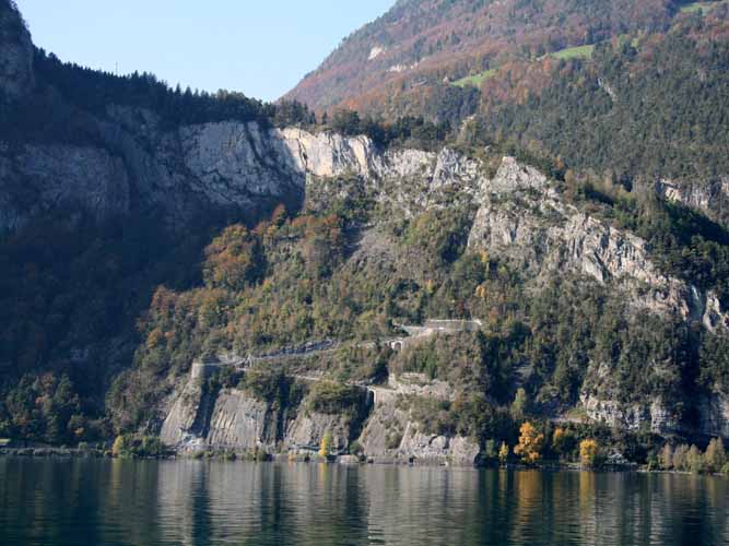 Isleten Weg der Schweiz Bauen