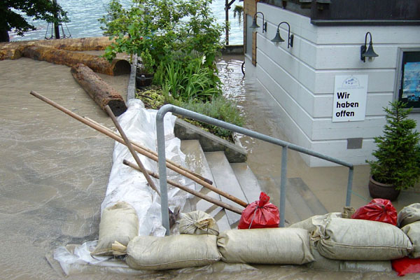 Restaurant Seegarten Isleten im Hochwasser