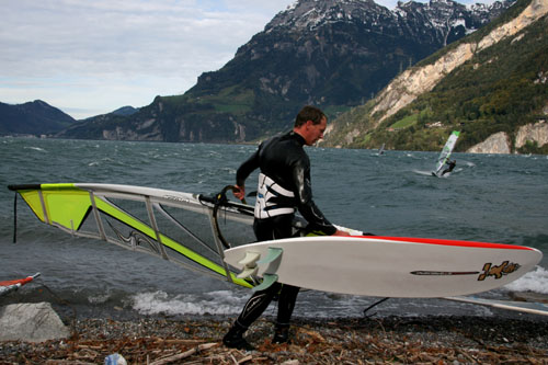 Surfen Soulrider Urnersee Foehn Isleten