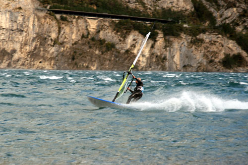 surfen_urnersee_isleten